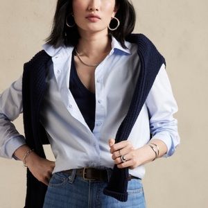 Banana Republic New Light Blue Cotton Classic Fit Button up Top Small